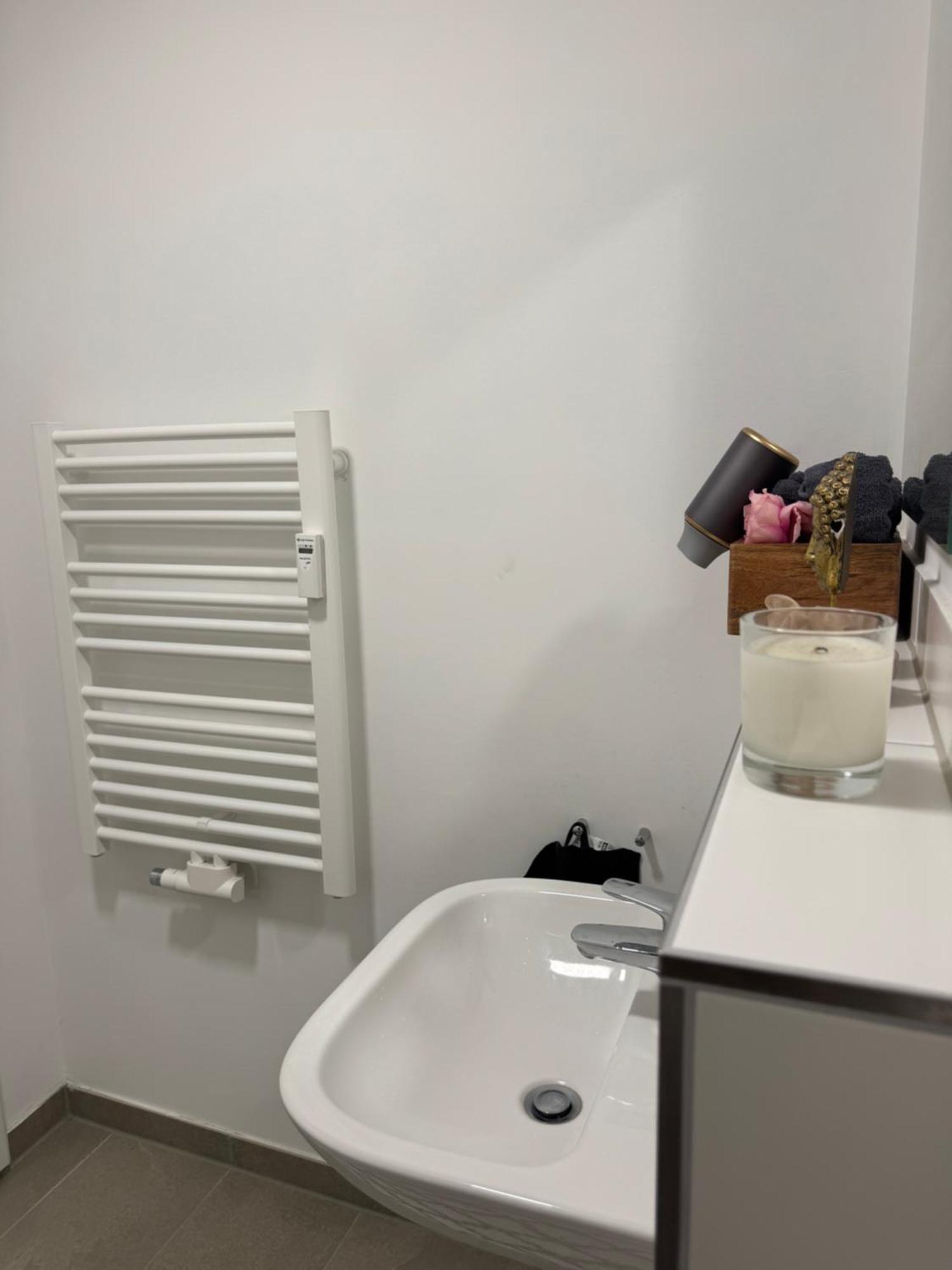 Modern Living In Stil&nähe Zur Altstadt * Düsseldorf